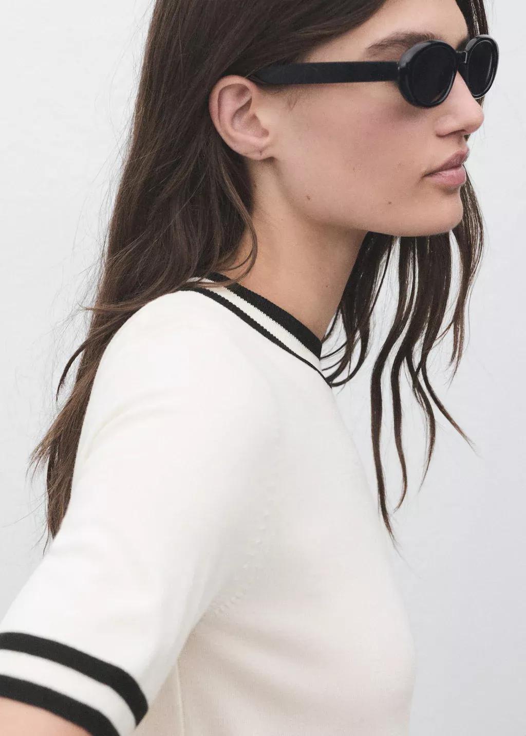 Beige Short-Sleeved Sweater With Contrasting Stripes, , large image number 3