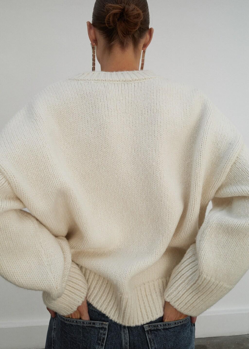Beige V-Neck Wool Sweater, 0201_05, medium