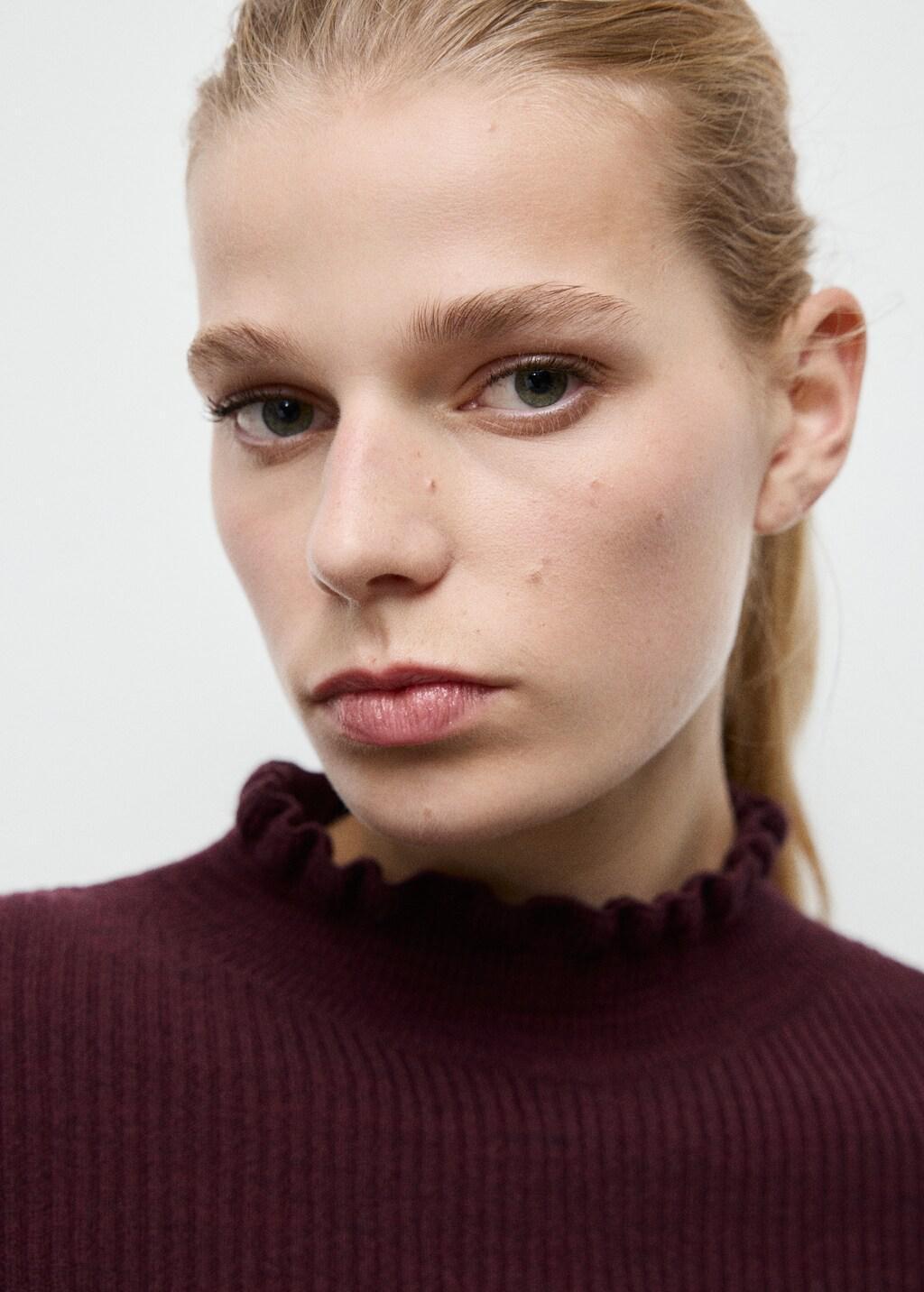 Red Scalloped Edges Sweater, Dark Red, large image number 4