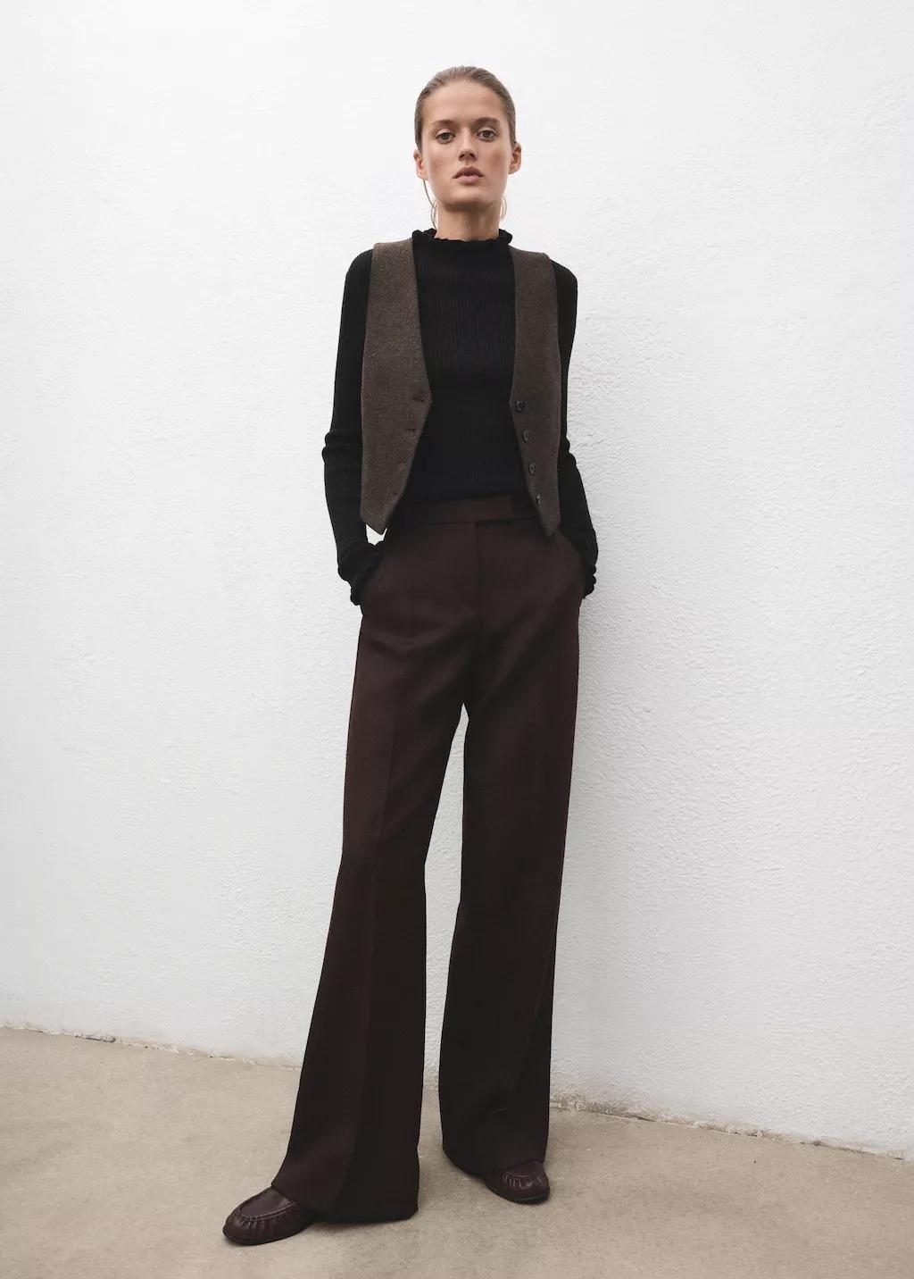 Black Scalloped Edges Sweater, Black, large image number 0