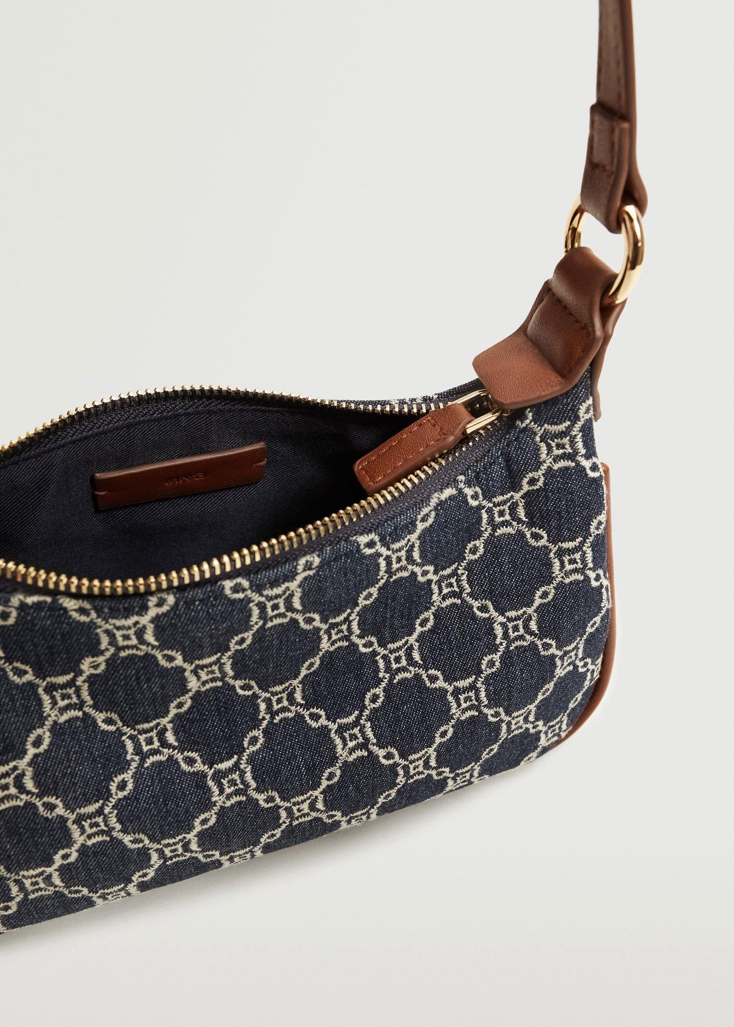 Medium Blue Embroidered Chains Baguette Bag, Women, , large image number 3