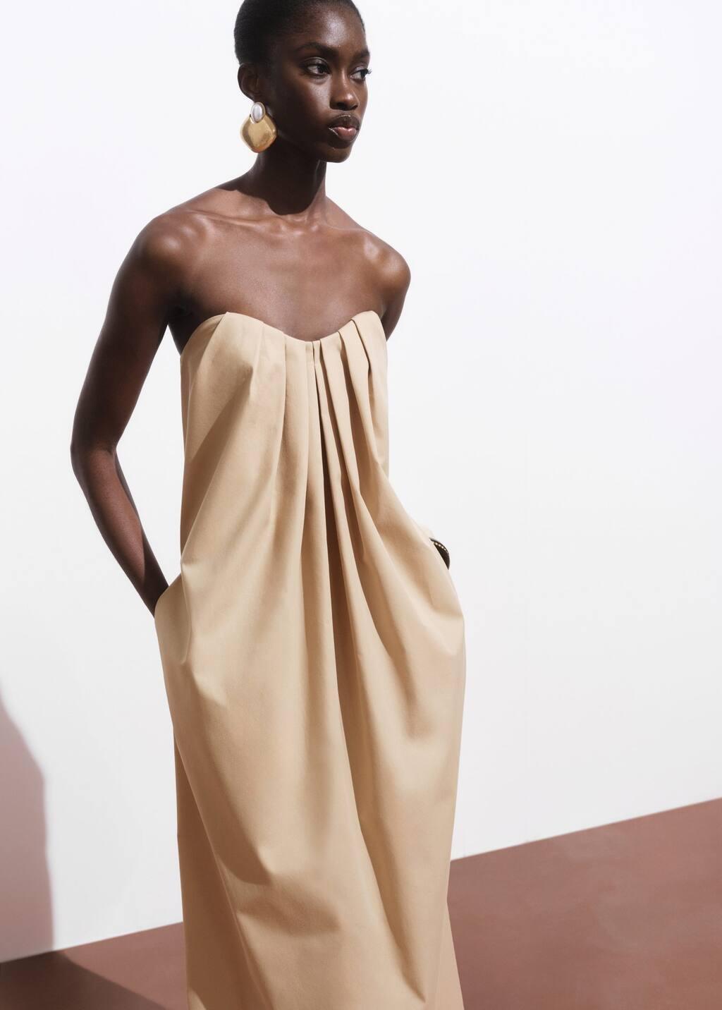 Beige Long Dress With Sweetheart Neckline, , large image number 0