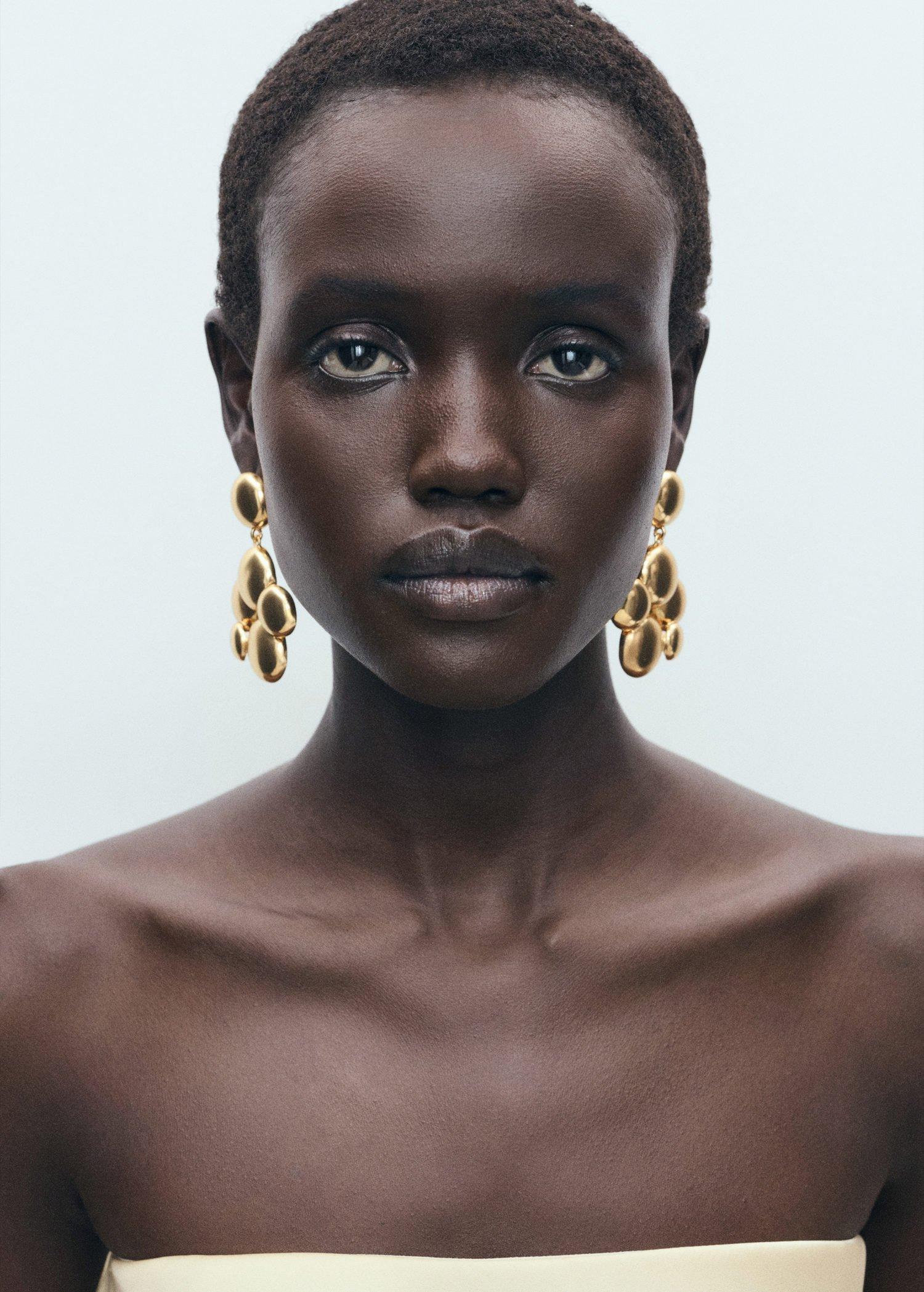 Gold Round Hanging Earrings, Gold, large image number 0