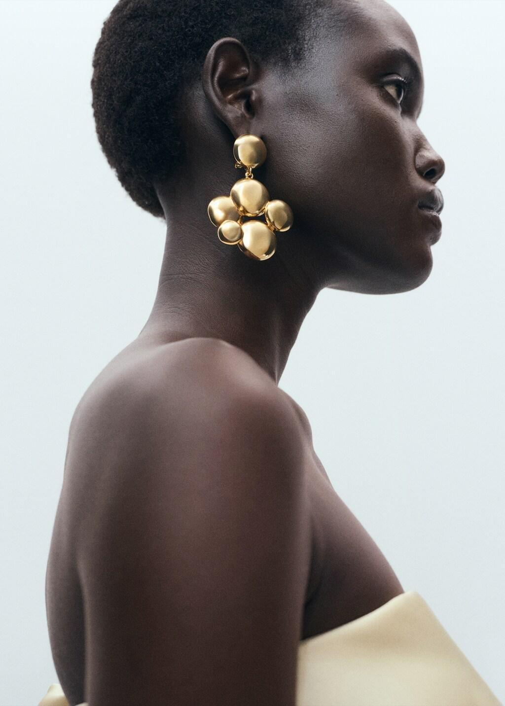 Gold Round Hanging Earrings, Gold, large image number 1