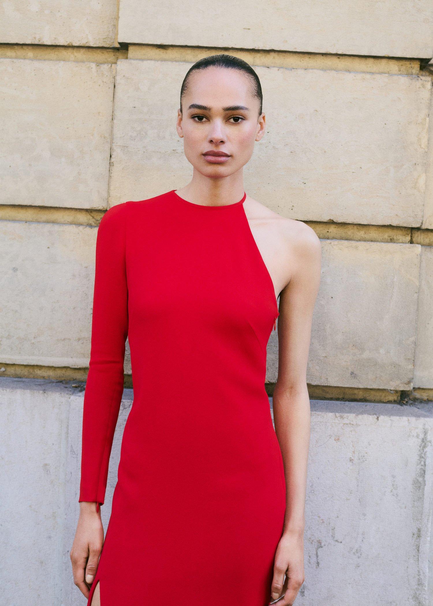 This garment belongs to our event collection, designed to make you the perfect guest at any party, wedding or ceremony,This dress is a statement of contemporary style, featuring an asymmetrical neckline that adds a bold and modern touch. The long sleeve provides an element of sophistication and elegance, while the asymmetrical back completes the design with an unexpected and appealing twist. It is the ideal choice for those who wish to stand out with a unique and contemporary look,Long sleeves w, , large image number 3