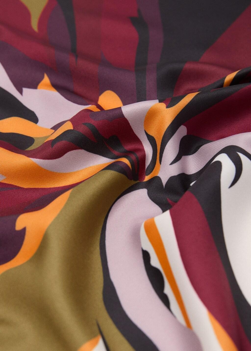 DARK RED Satin lily-print scarf, 0201_76, large image number 0