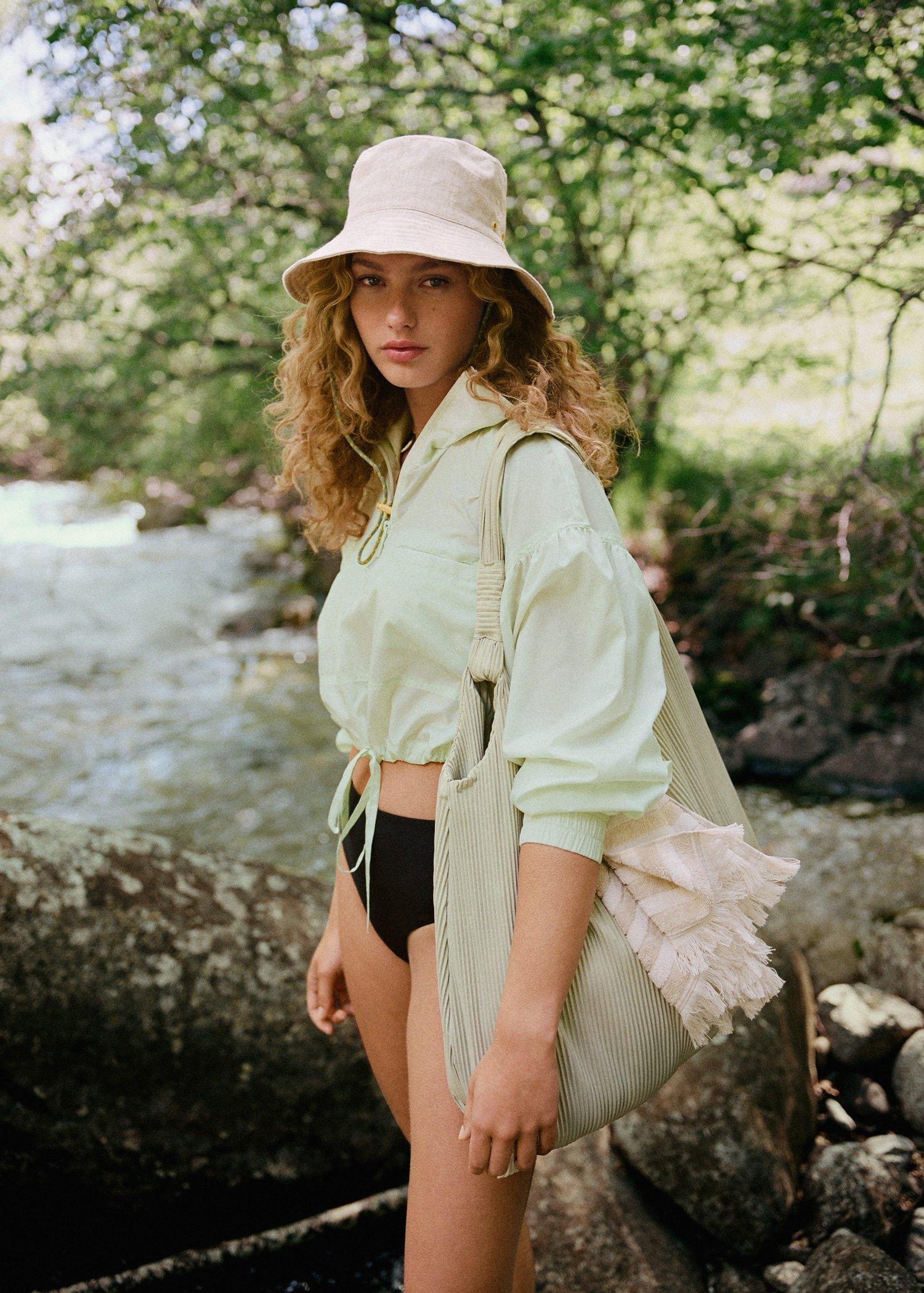 Light Beige Pleated Bucket Bag, Women, , large image number 0