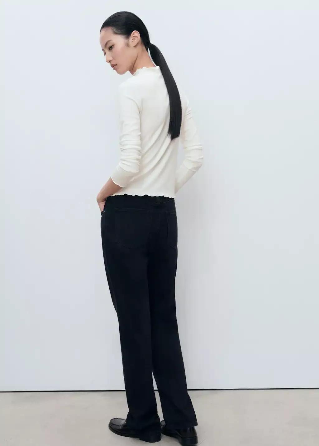 White Ribbed T-Shirt With Scalloped Trim, , large image number 4