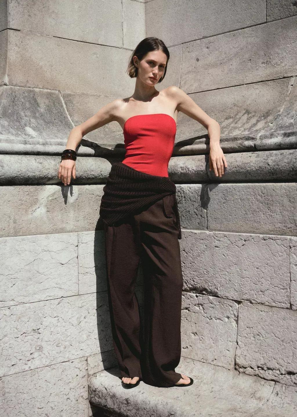 Red Strapless Fitted Top, , large image number 5