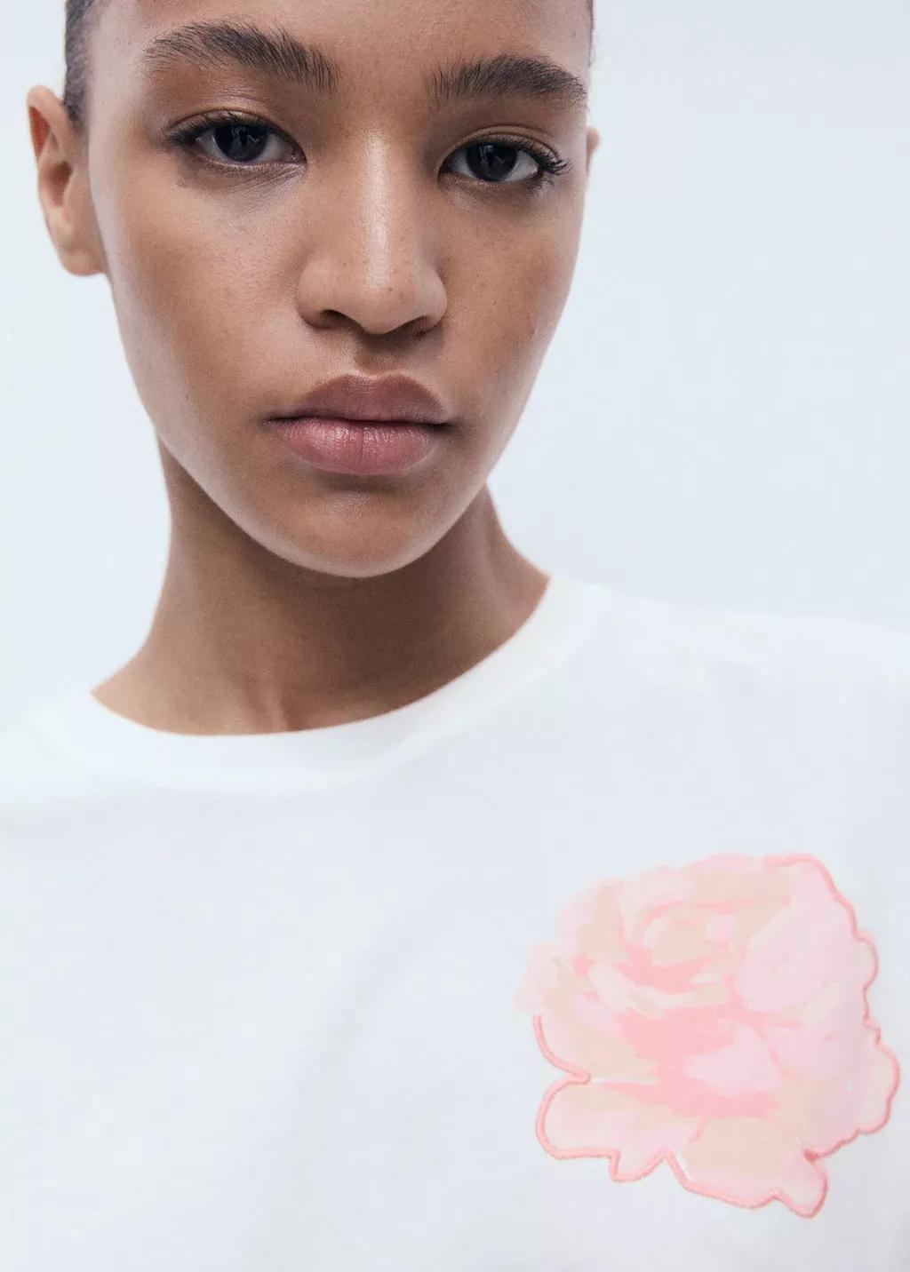 White Cotton T-Shirt With Flower Detail, , large image number 2