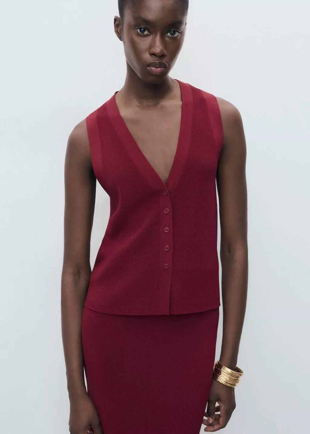 Red Fine-Knit Gilet, 0201_77, medium