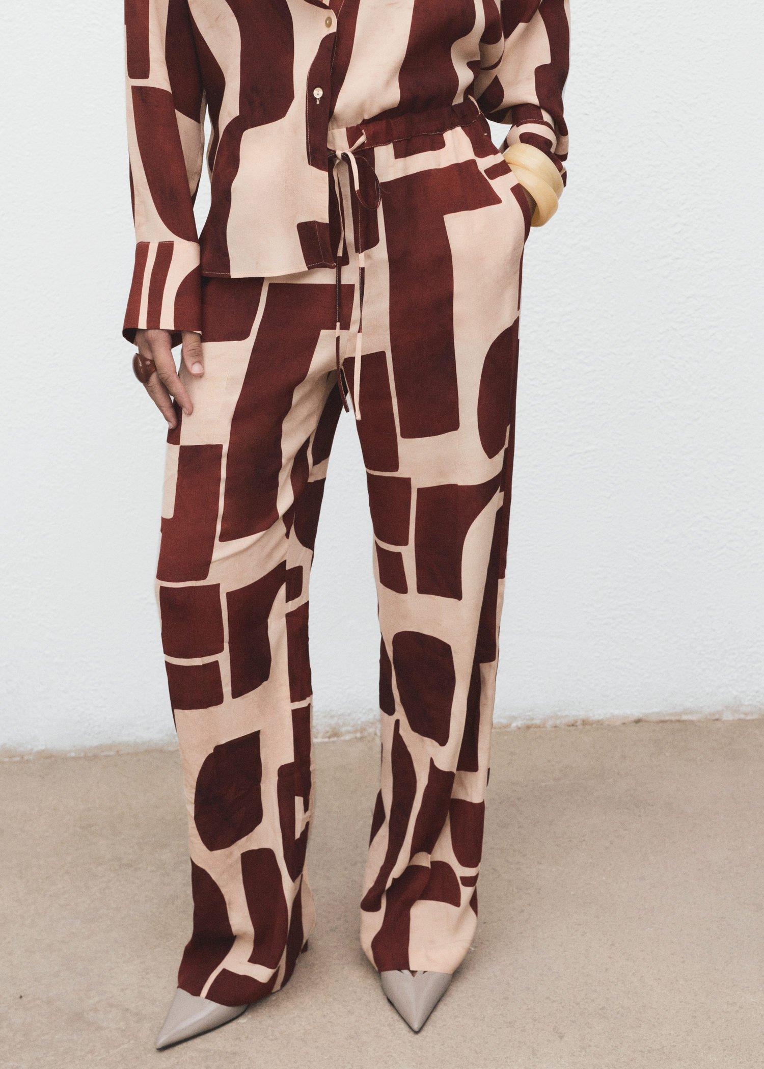 LIGHT BEIGE Fluid trousers with geometric pattern, , large image number 4
