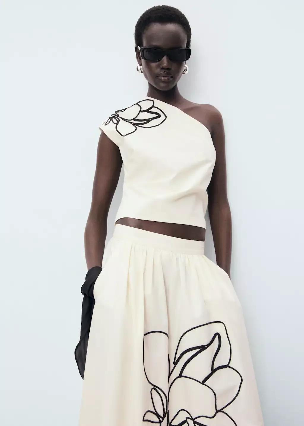 White Asymmetrical Flower-Embroidered Top, , large image number 0