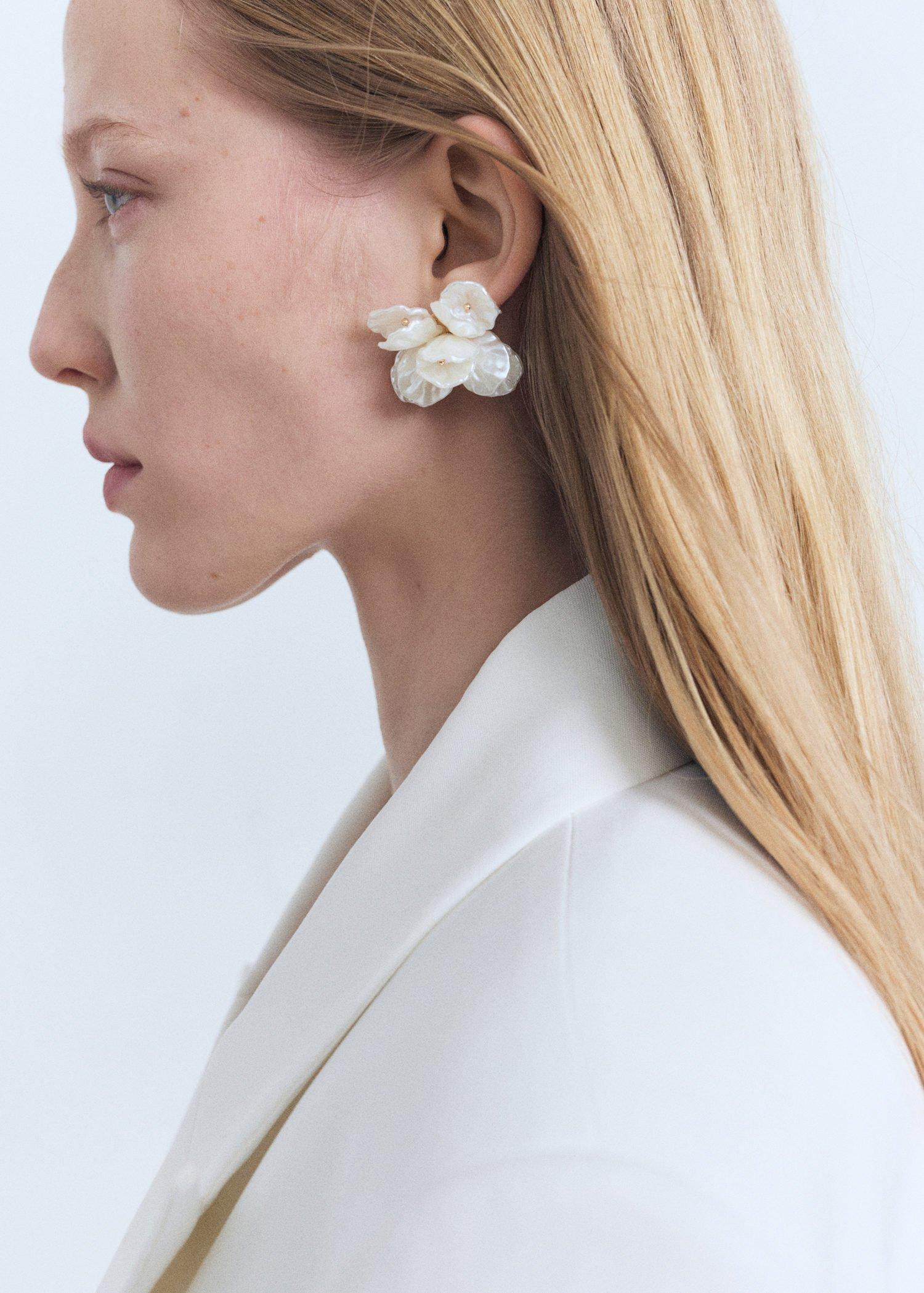 White Floral Earrings, White, large image number 0