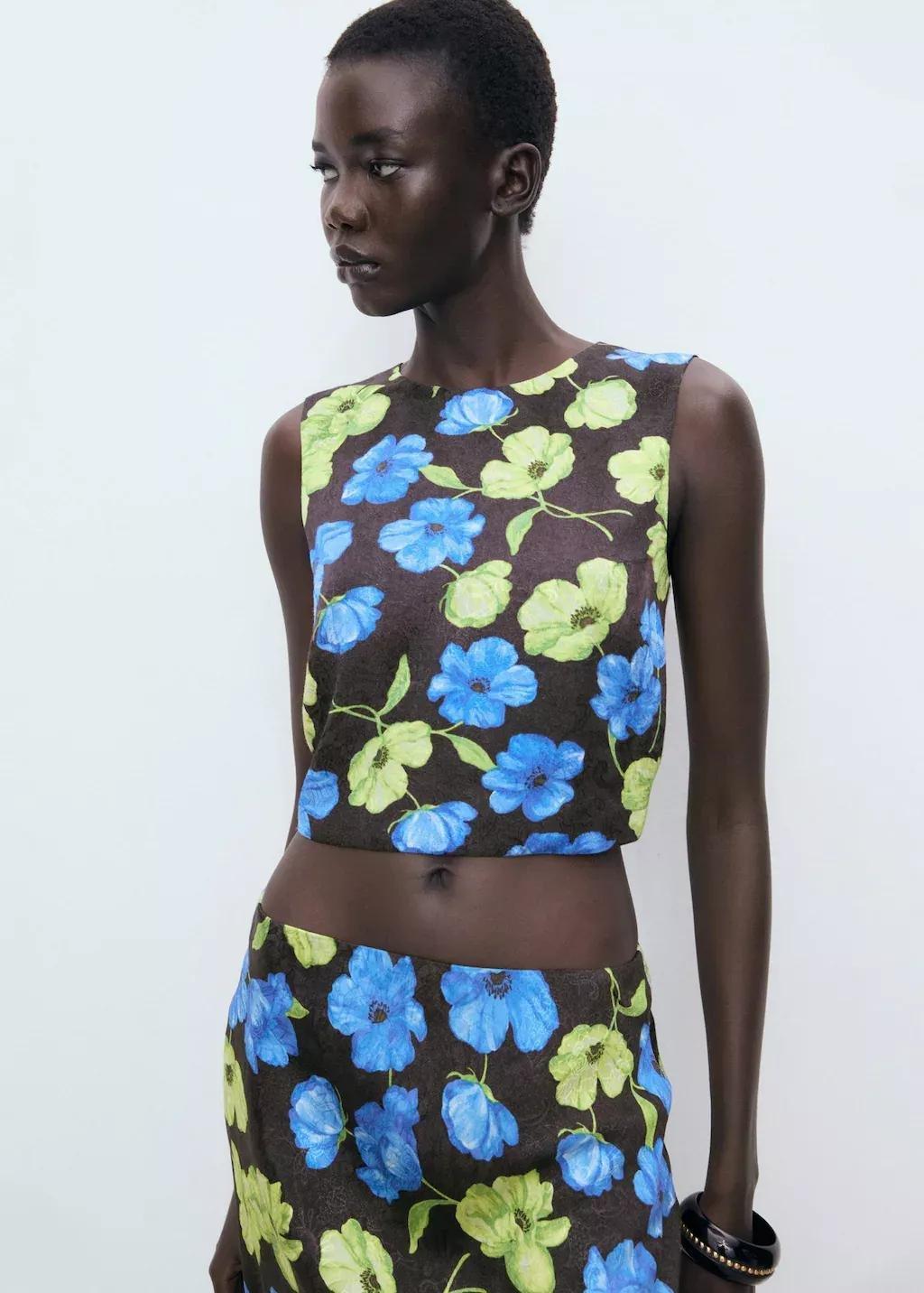 Black Floral-Print Open-Back Cropped Blouse, Black, large image number 1