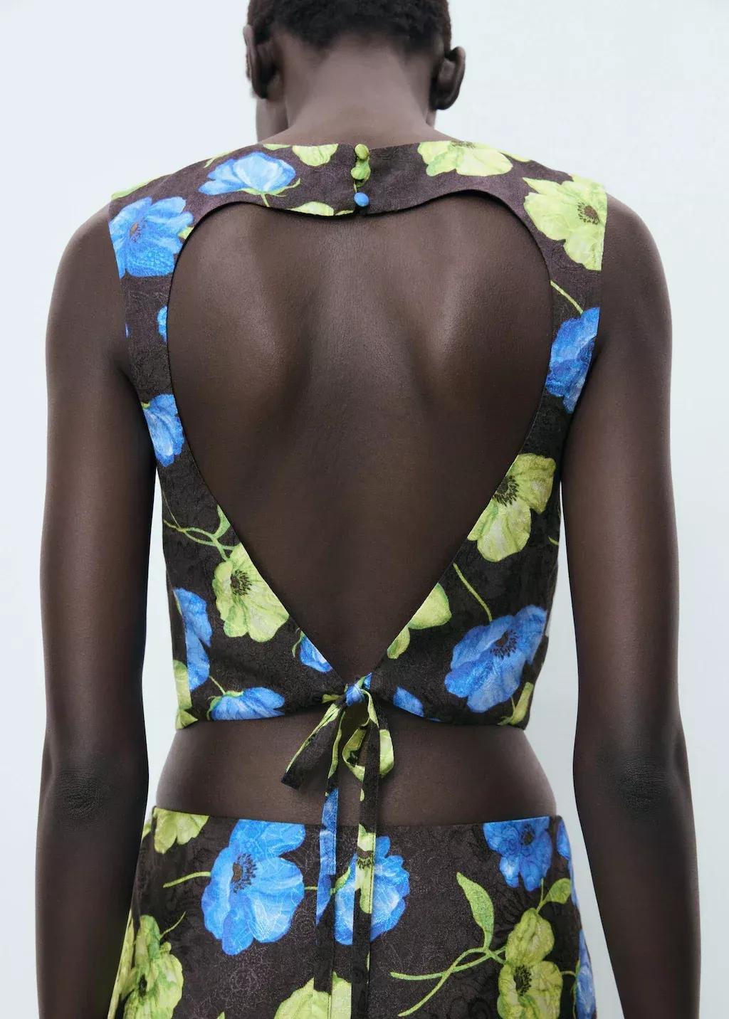 Black Floral-Print Open-Back Cropped Blouse, Black, large image number 5