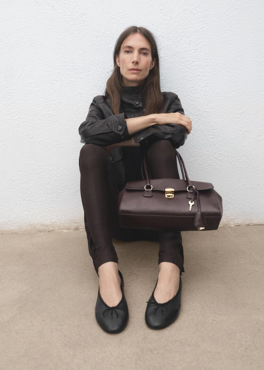 Black Leather Ballet Flats With Bow, Black, medium