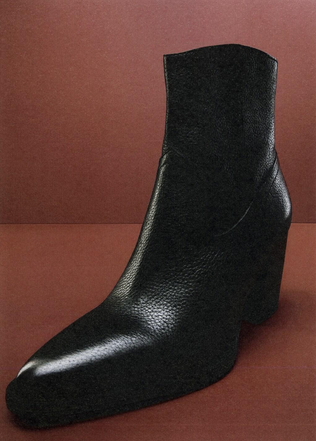 BLACK Leather pointed ankle boots, 0201_99, medium