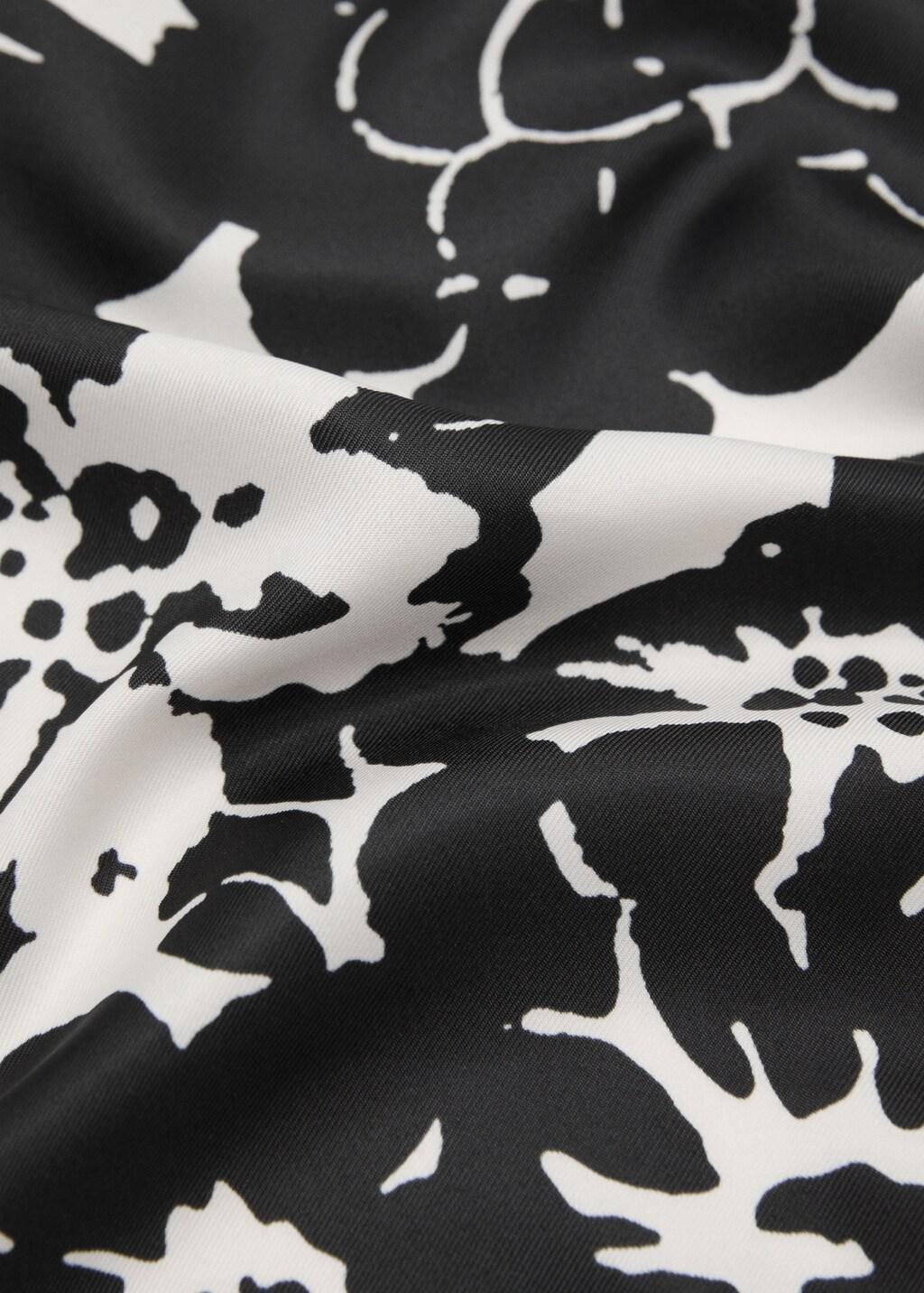 Black Floral-Print Satin Scarf, 0201_99, large image number 3