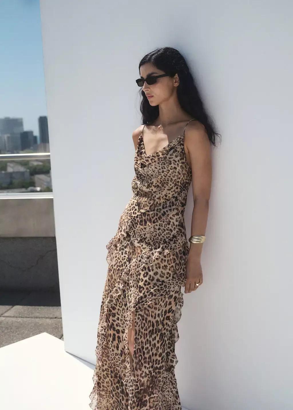 Beige Leopard Ruffled Dress With Opening, , large image number 1