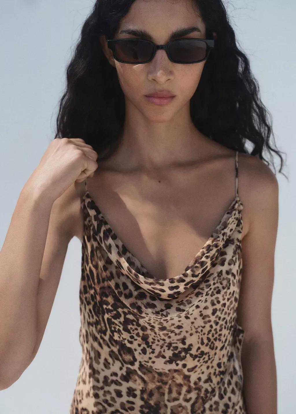 Beige Leopard Ruffled Dress With Opening, , large image number 3