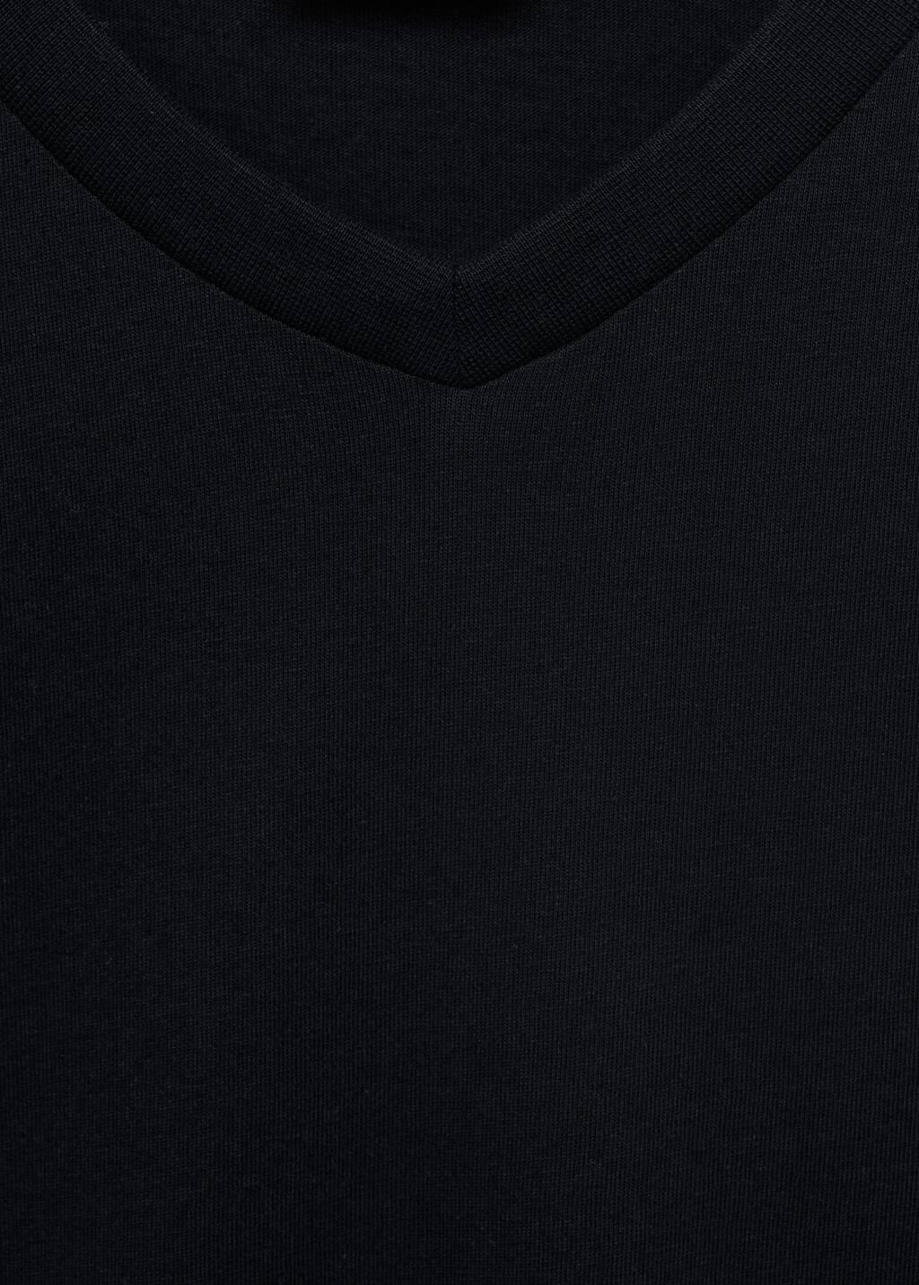 Black V-Neck T-Shirt, , large image number 4