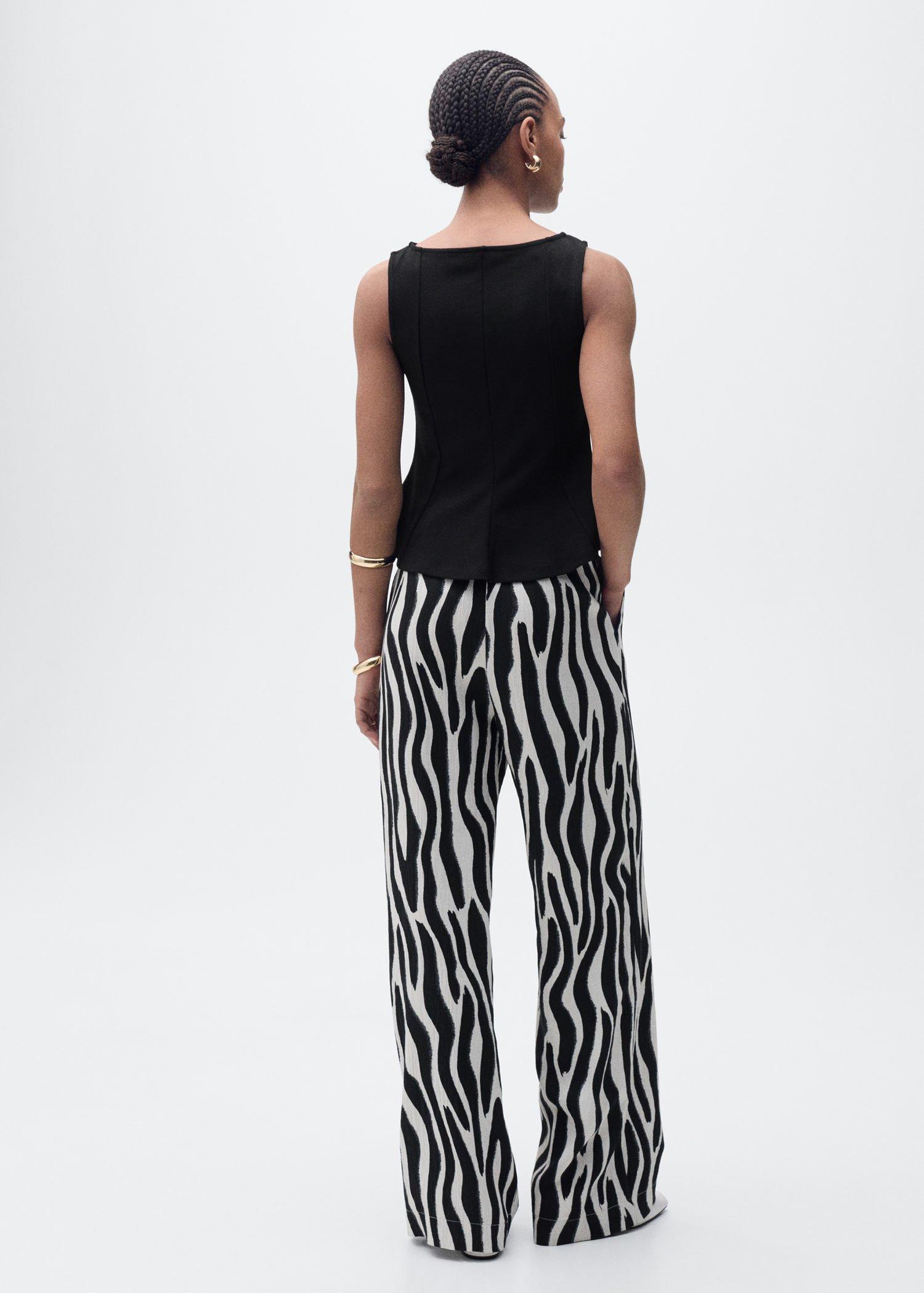 Black Peplum Top With Seam Detail, , large image number 3