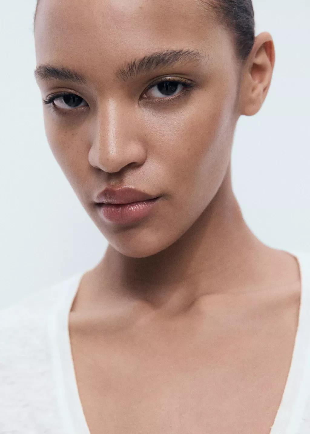 White V-Neck Linen T-Shirt, Natural White, large image number 2