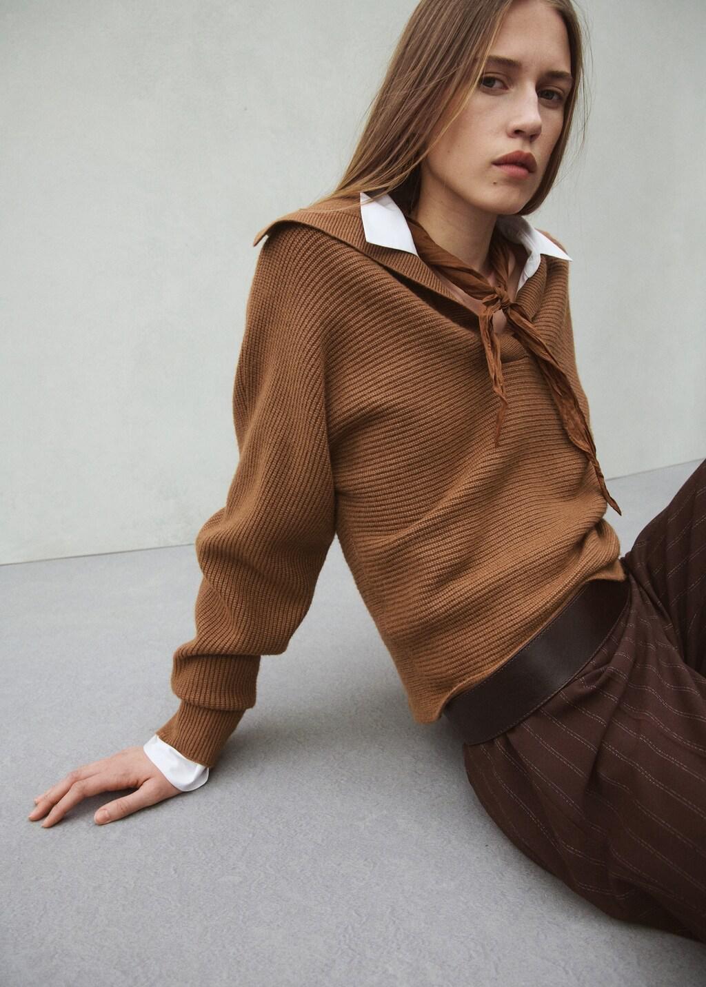 Brown V-Neck Knit Sweater, 0201_31, large image number 3