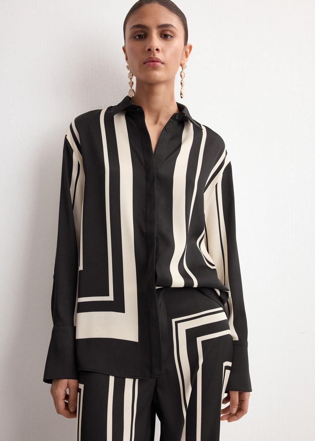 Black Satin Print Blouse, Black, large image number 3