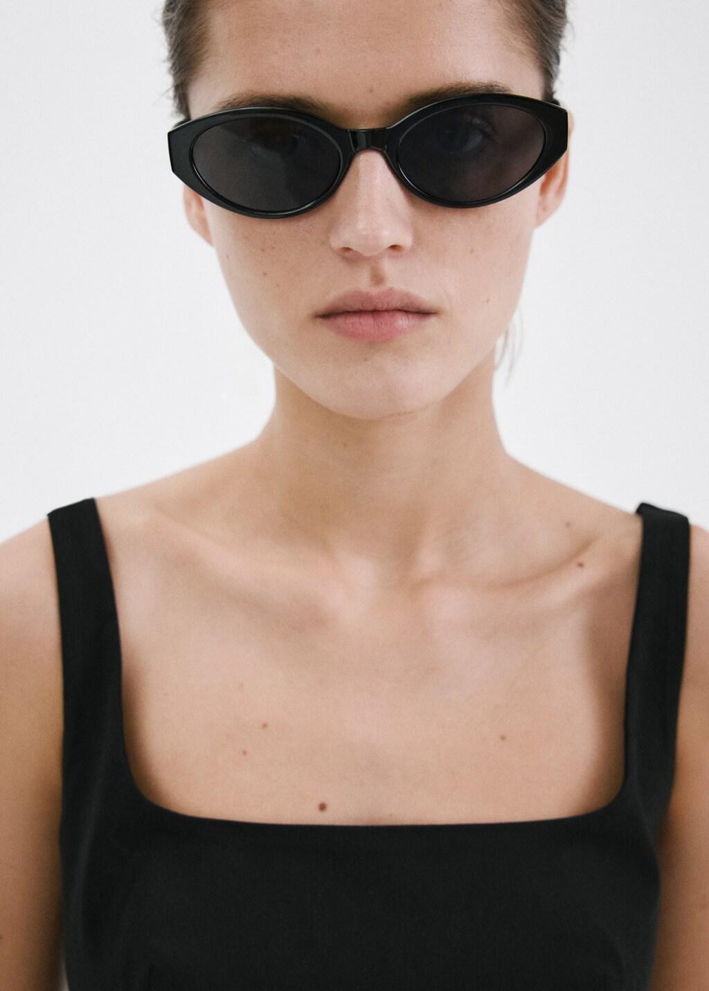 Black Fitted Neckline Top, Black, large image number 4