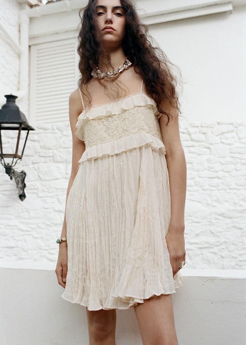 LIGHT BEIGE Wrinkled effect lace dress, 0201_08, large image number 3