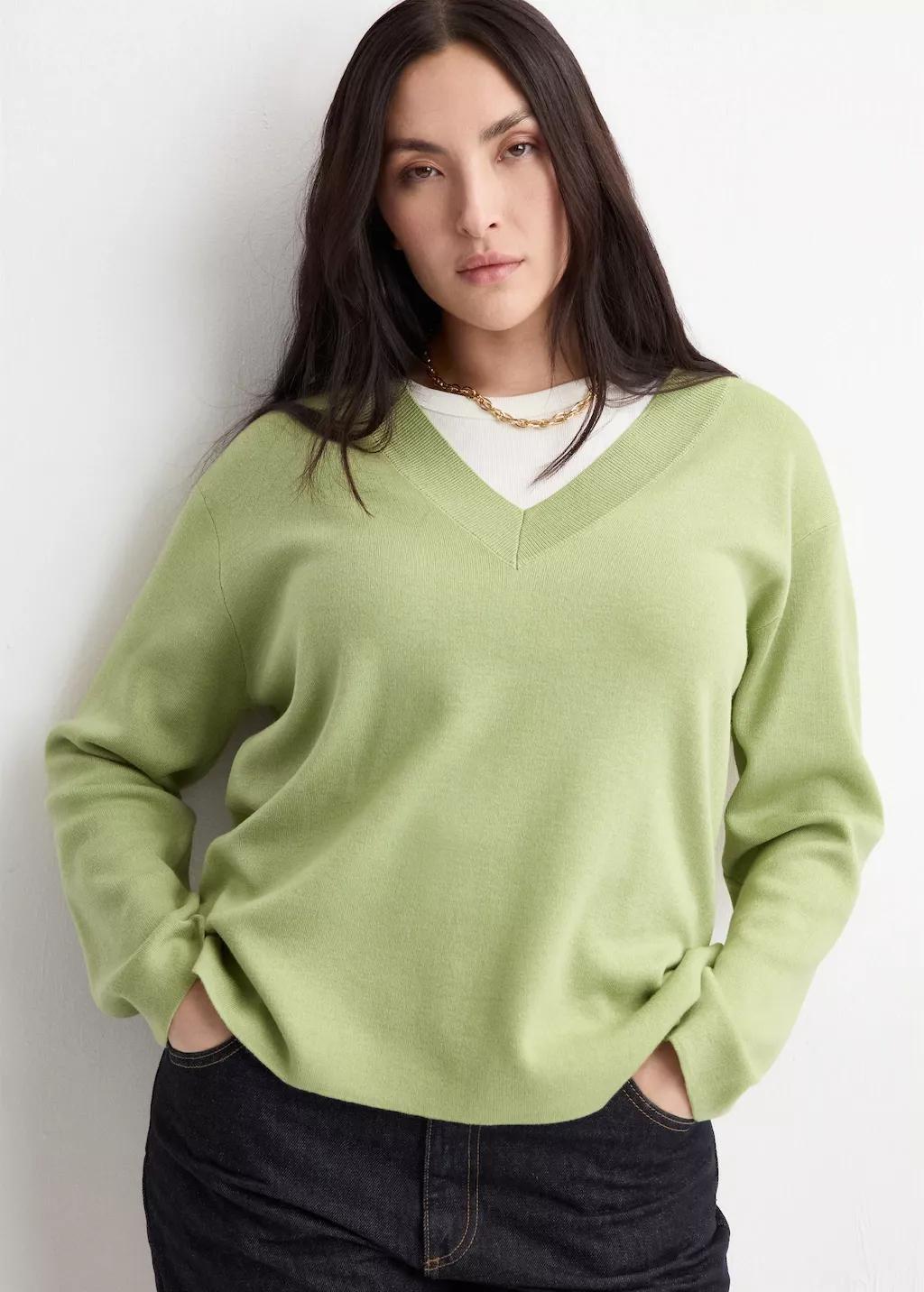 Green V-Neck Knit Sweater, Green, large image number 5