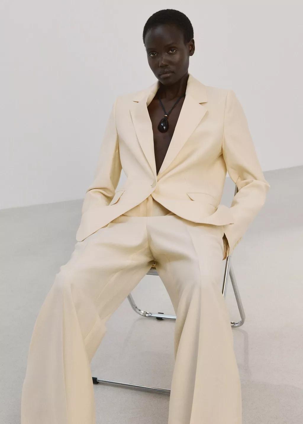 Beige Low-Rise Lyocell Trousers, Light Beige, large image number 4