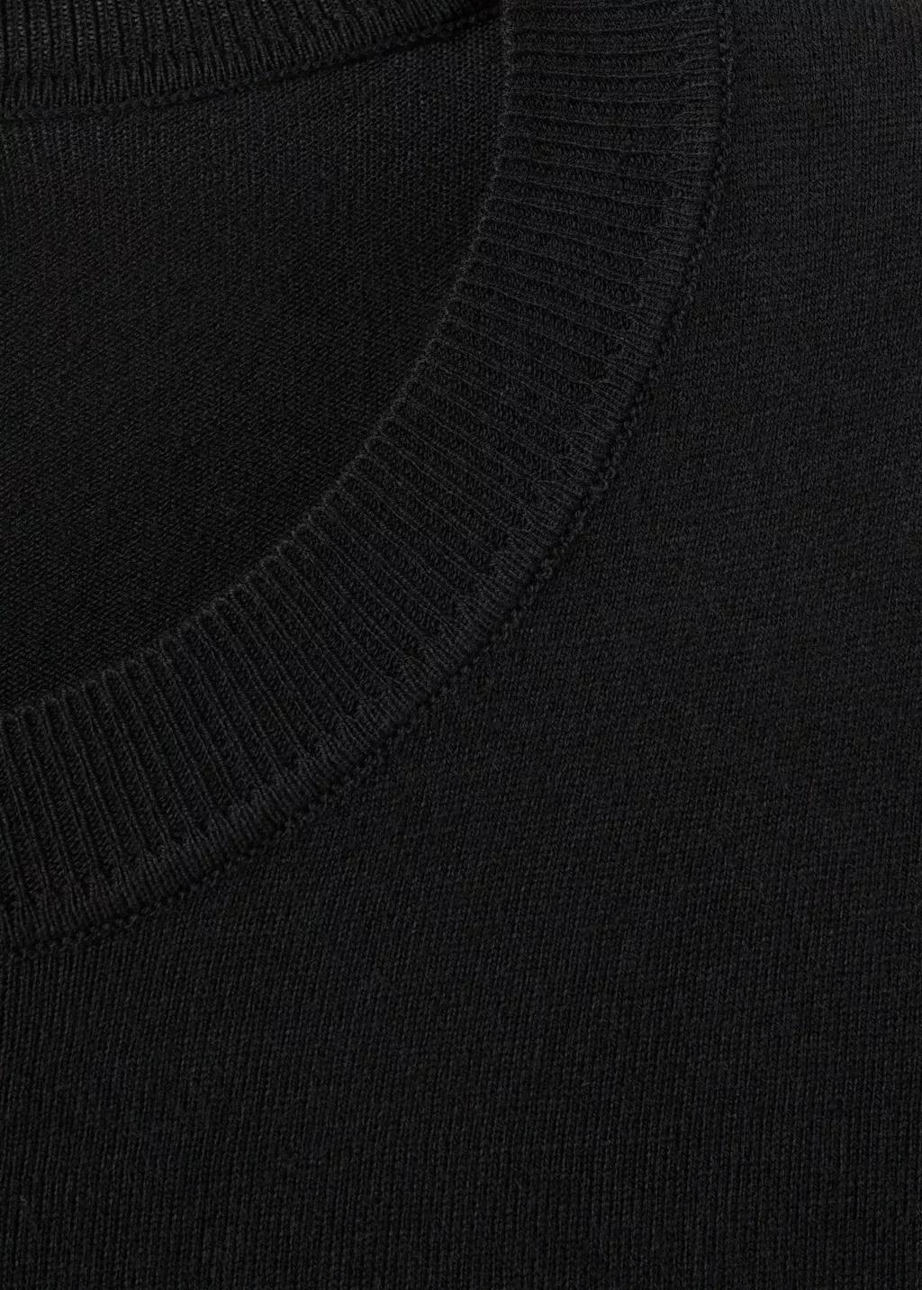 Black Fine-Knit Crew-Neck Sweater, Black, medium