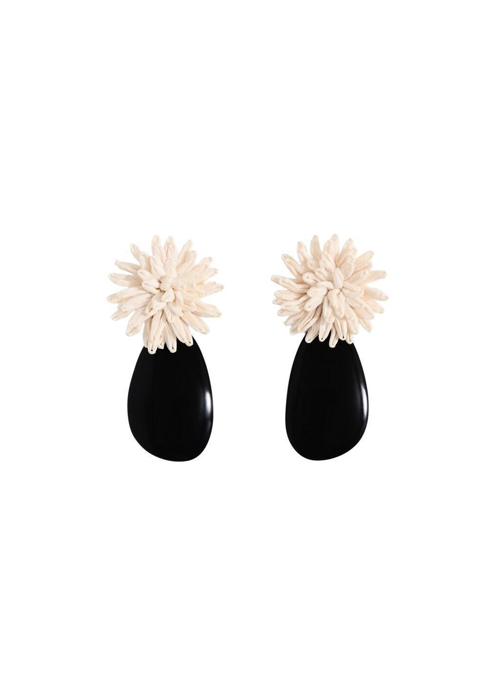 Beige Resin Flower Earrings, 0201_08, medium