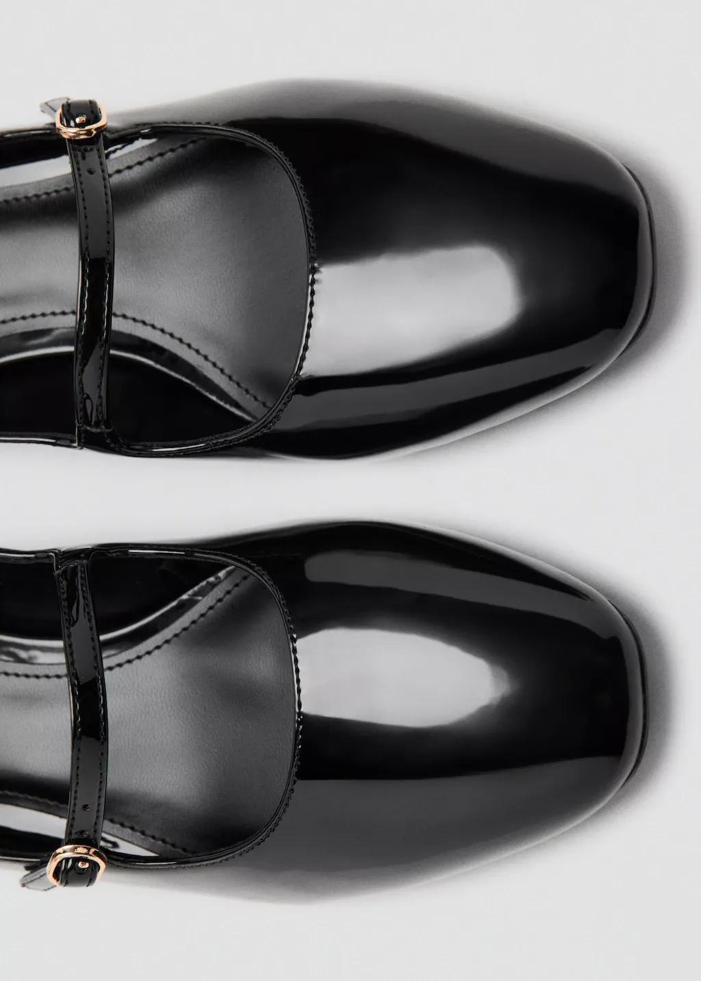 Black Patent Leather Shoes With Buckle, Black, medium
