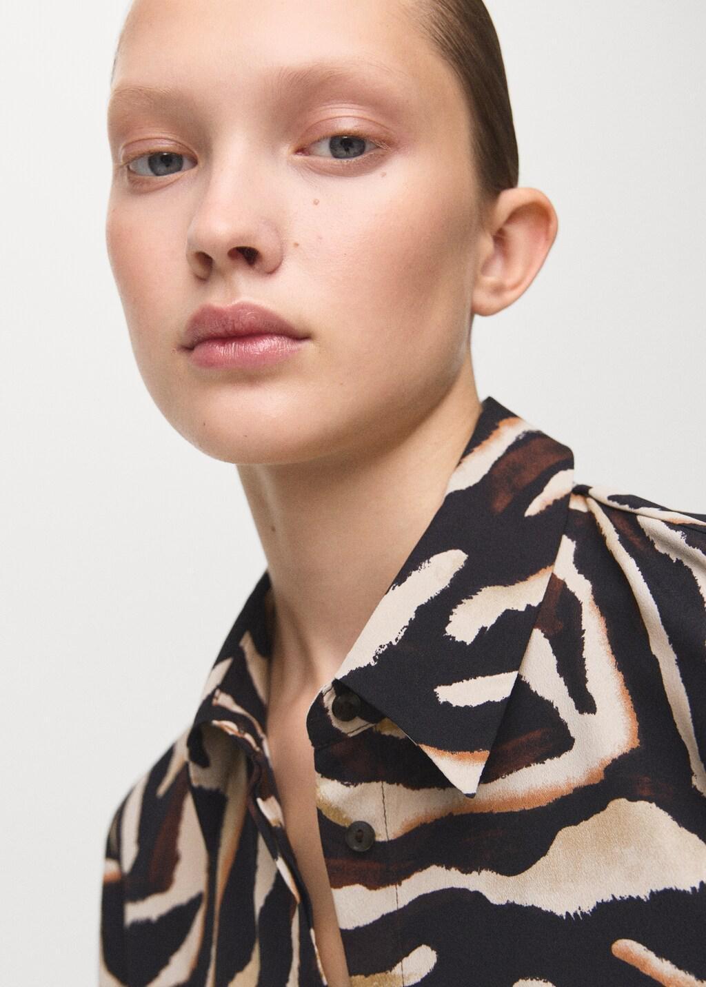 Black Straight-Cut Animal-Print Blouse, Black, large image number 4