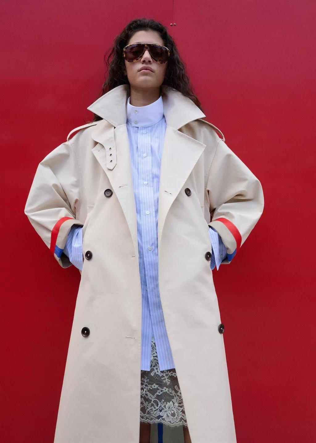 Beige Funnel Neck Buckle Trench, Light Beige, large image number 3