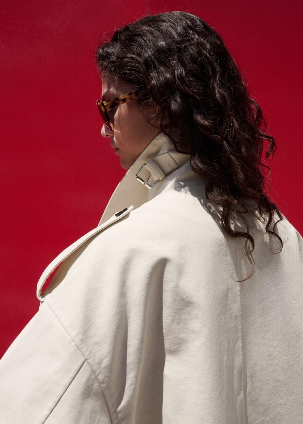 Beige Funnel Neck Buckle Trench, Light Beige, large image number 4