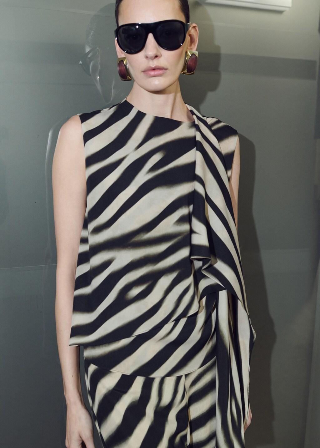 Black Printed Foulard Blouse, Black, large image number 3