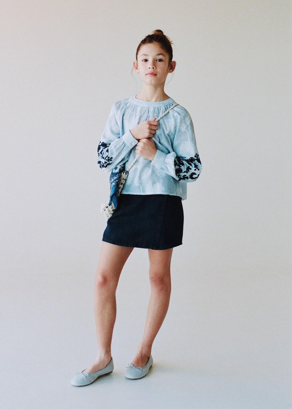 LT-PASTEL BLUE Floral embroidery blouse, Kids Girl, Light-Pastel Blue, large image number 4