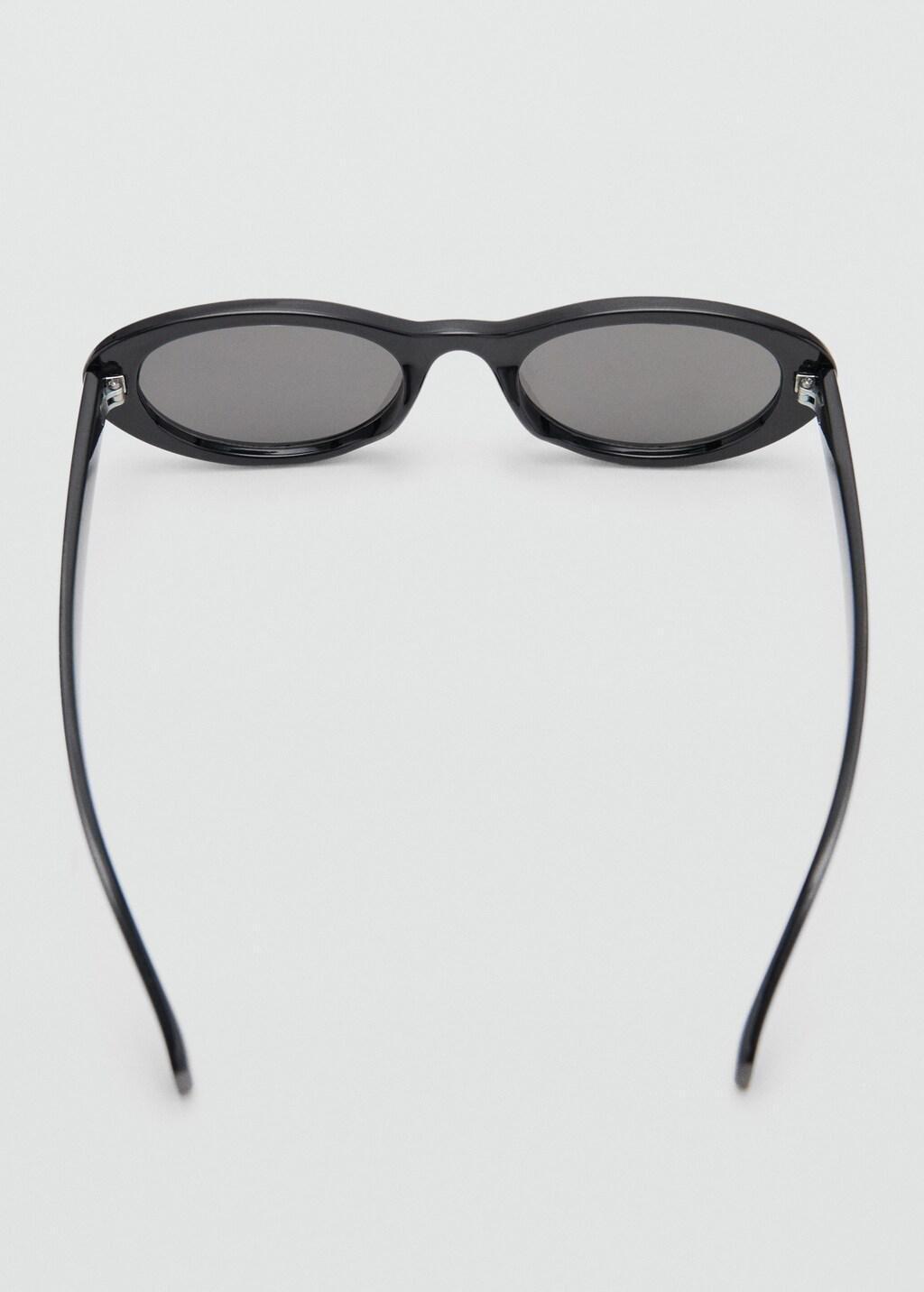 Black Resin Frame Sunglasses, Black, large image number 2