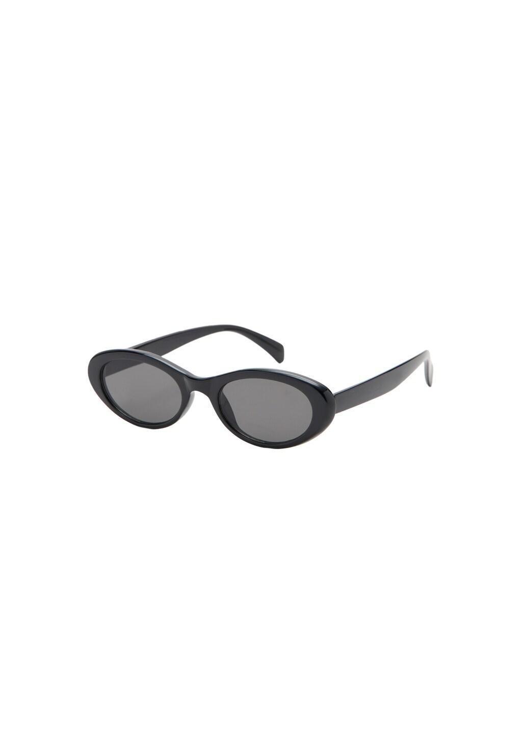 Black Resin Frame Sunglasses, Black, large image number 3