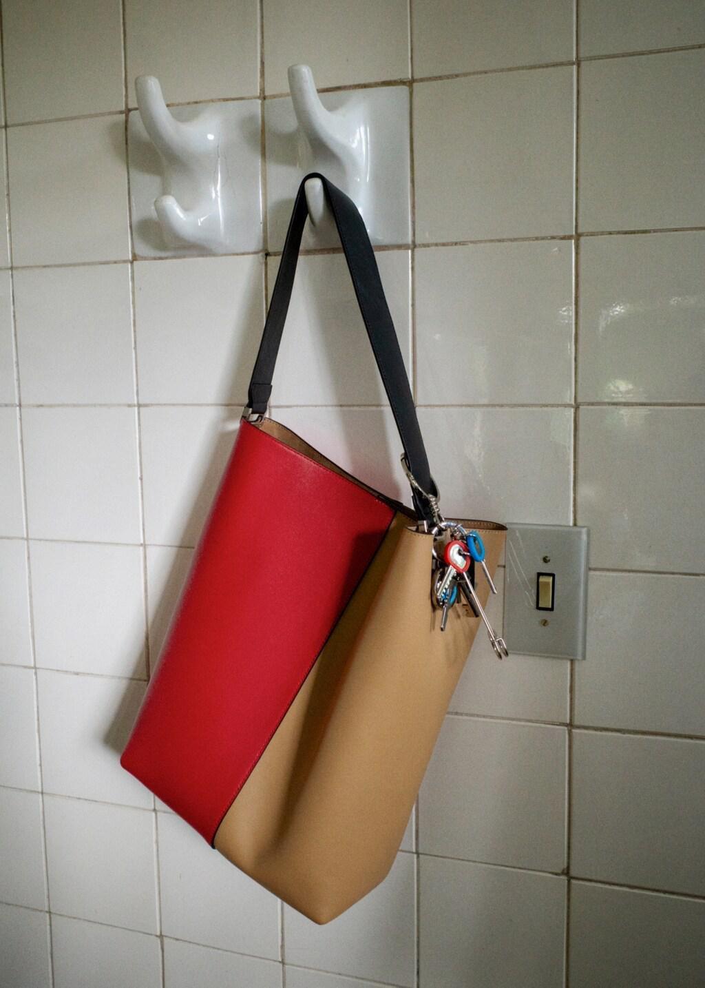 Red Bicolour Leather Bucket Bag, 0201_70, large image number 0
