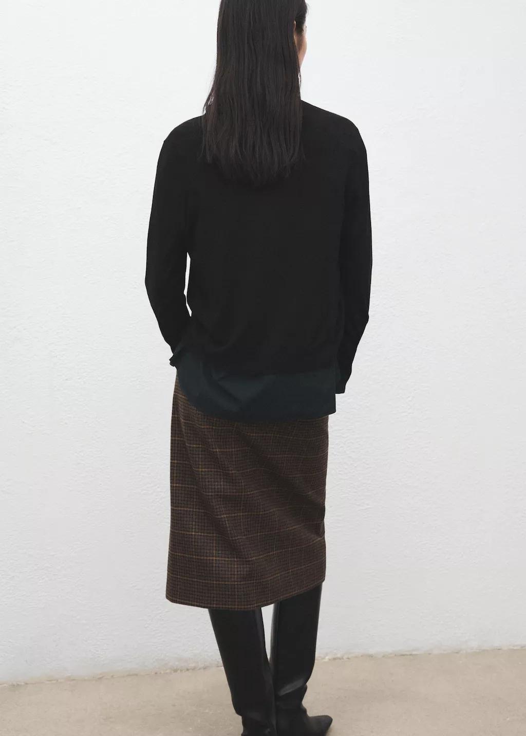 Black V-Neck Knitted Cardigan, 0201_99, large image number 2