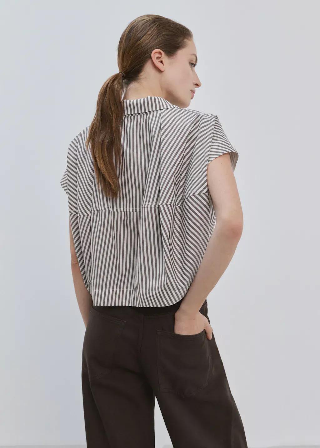 Beige Striped Cropped Shirt, 0201_05, large image number 2