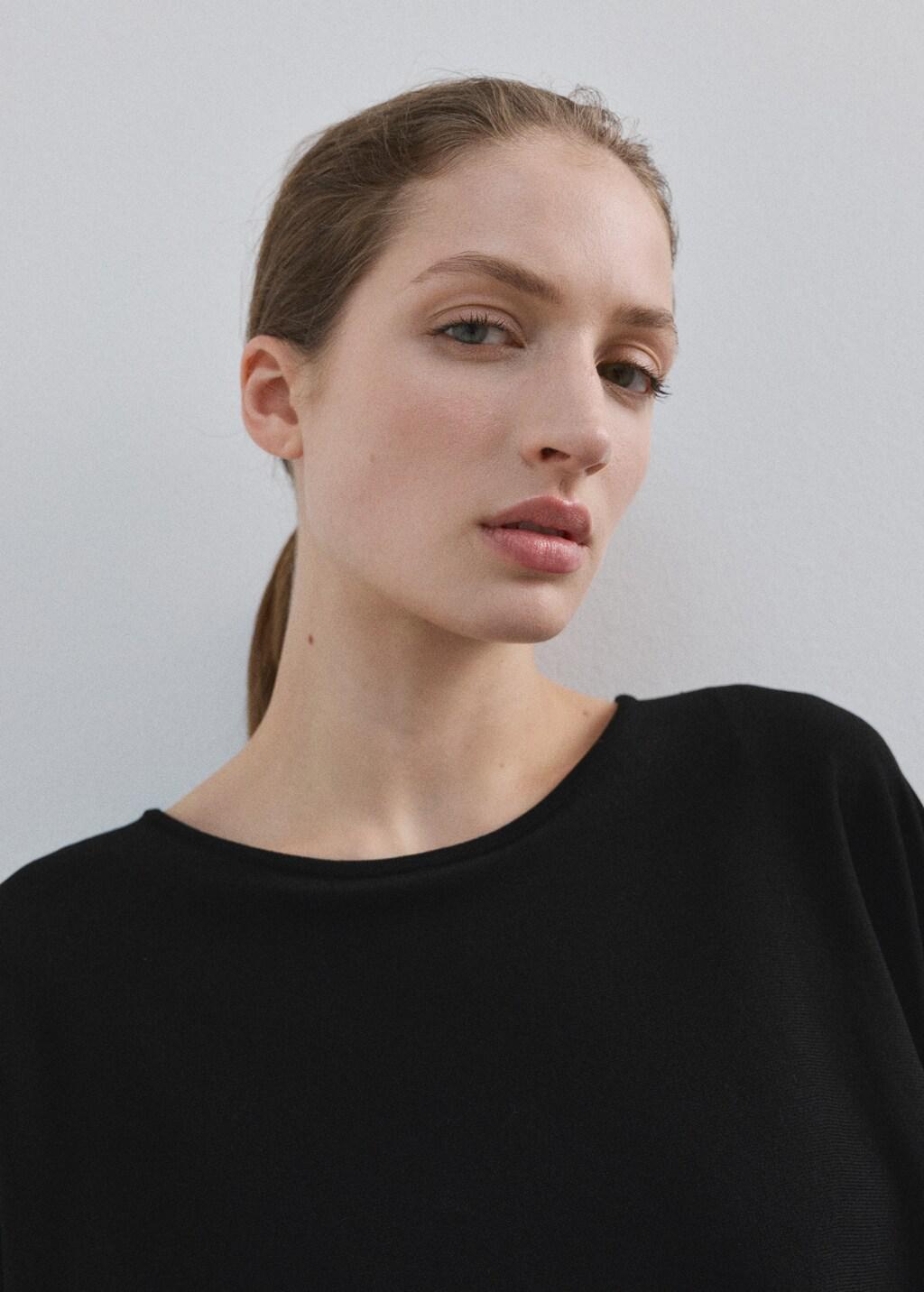 Black Round Neck Knitted Cape, Black, large image number 4