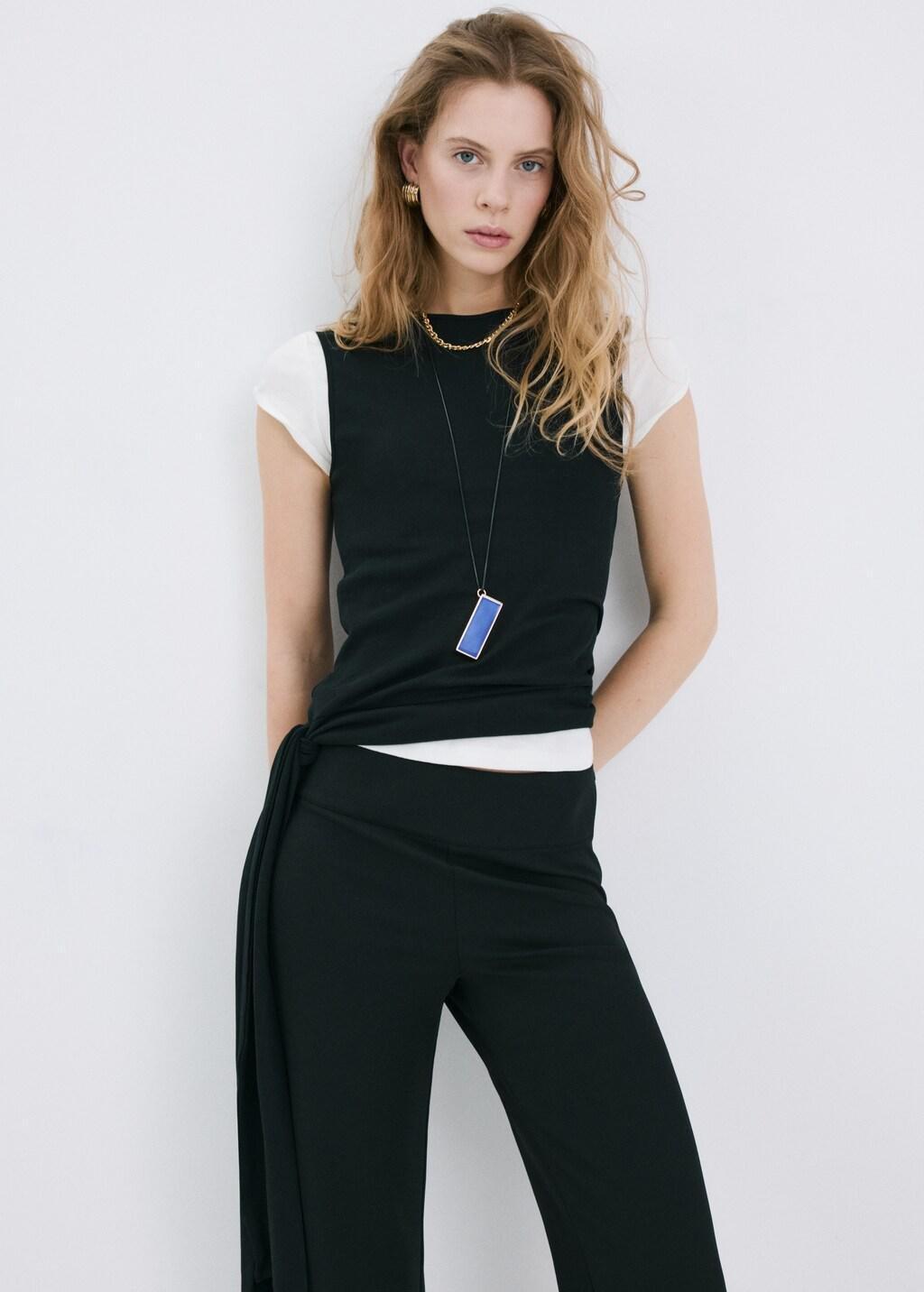Black Mid-Rise Flare Trousers, 0201_99, large image number 4