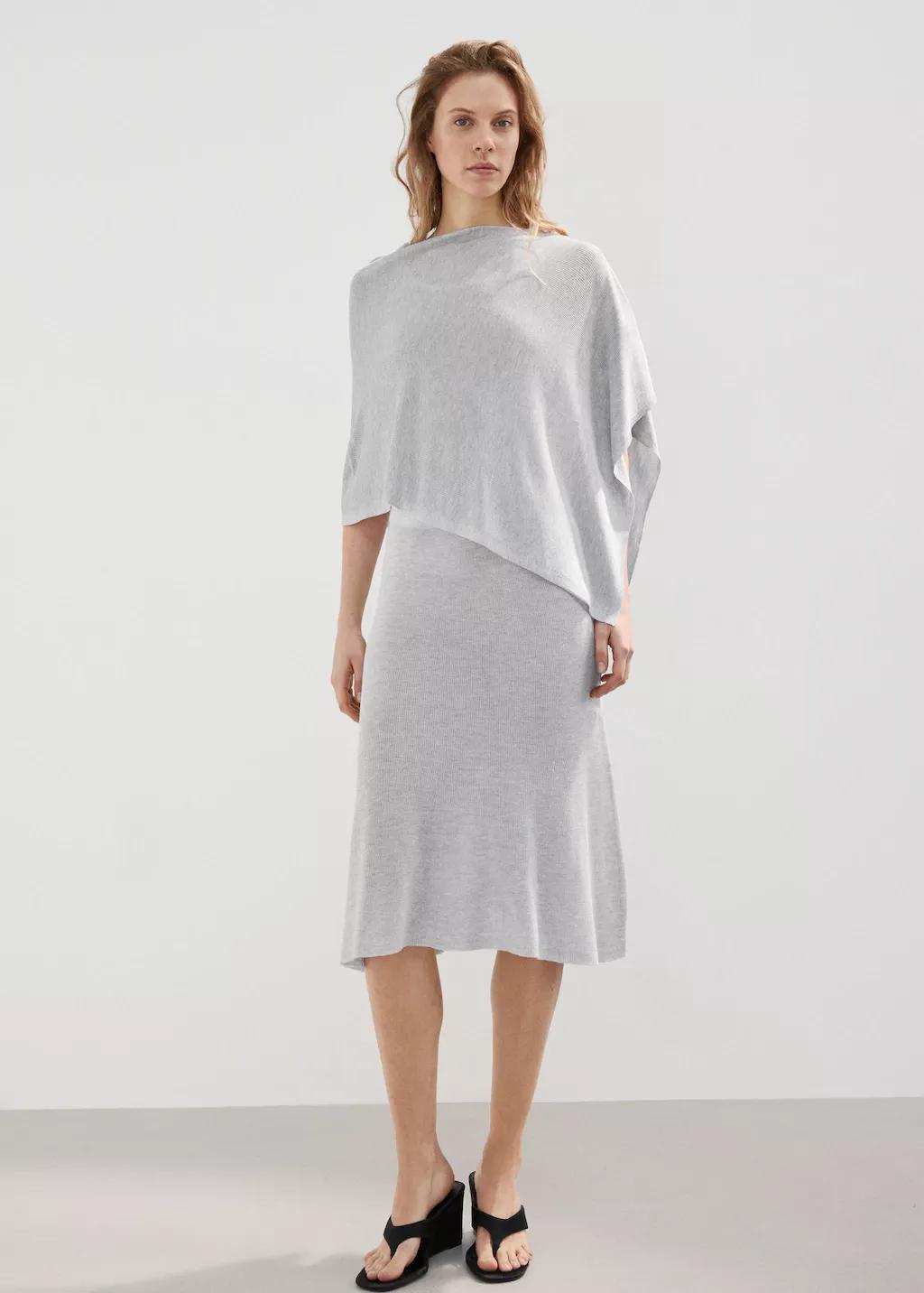 Yellow Cape Raul, Light Pastel Grey, medium